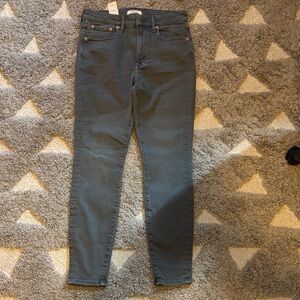 AE77 Skinny Jeans in Charcoal